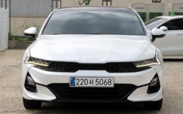 K5하이브리드 중고차 K5 3세대 2.0 프레스티지 매물 사진 12 - 2023/03 61,999km